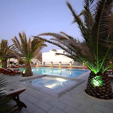 Petinaros & Hotel