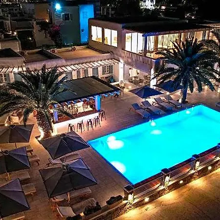 Hotel Petinaros & 3*