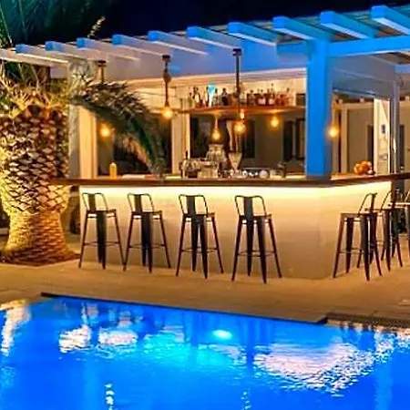 Petinaros & Mykonos Town